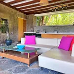 Vila Luxury Stone With Private Pool